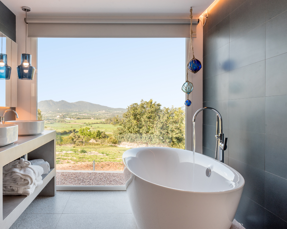 Freight Delivery 101 — The Real-Life Version (What Really Happens When Your Vanity Arrives)